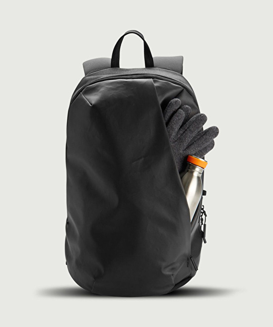 stem backpack 、cordura coated black