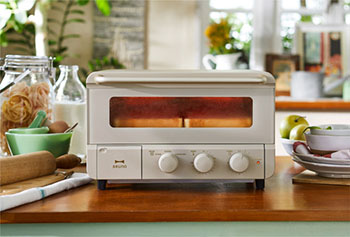 STEAM&BAKE TOASTER:トーストや料理、週末のおもてなしに。毎日使いたくなるマルチなトースター
