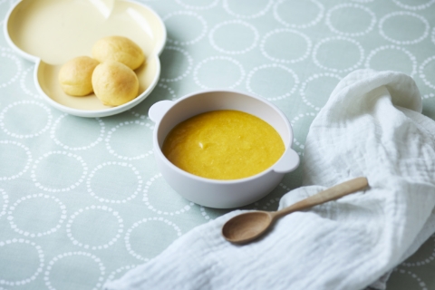 つぶす カボチャのパンがゆ(離乳食)