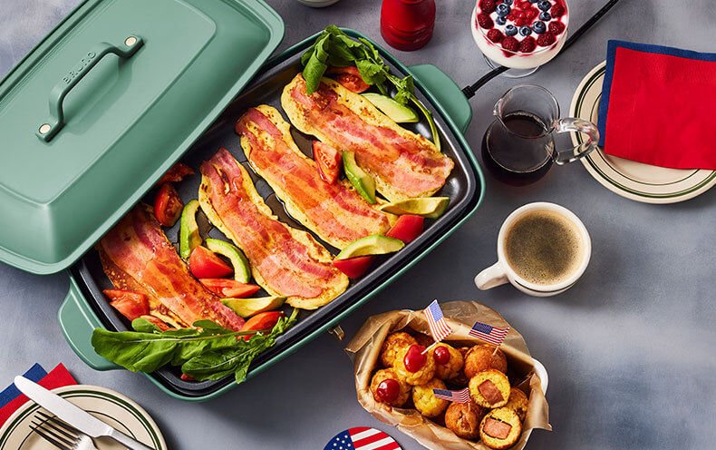 ホットプレートグランデサイズ ラッシュグリーンでつくるアメリカの朝食